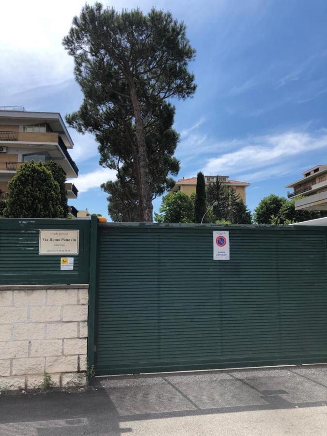 Apartamento Eva'S House Roma Exterior foto